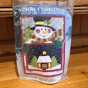 Design Works Felt Snowman Christmas Card Holder Kit
